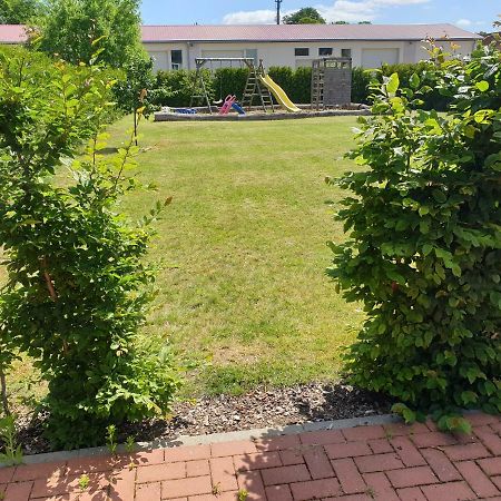 Ferienwohnung Ruegen In Samtens Bagian luar foto