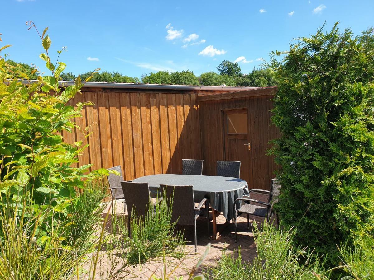 Ferienwohnung Ruegen In Samtens Bagian luar foto